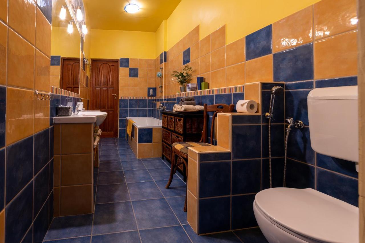 La Lampa Apartments Debrecen Bagian luar foto