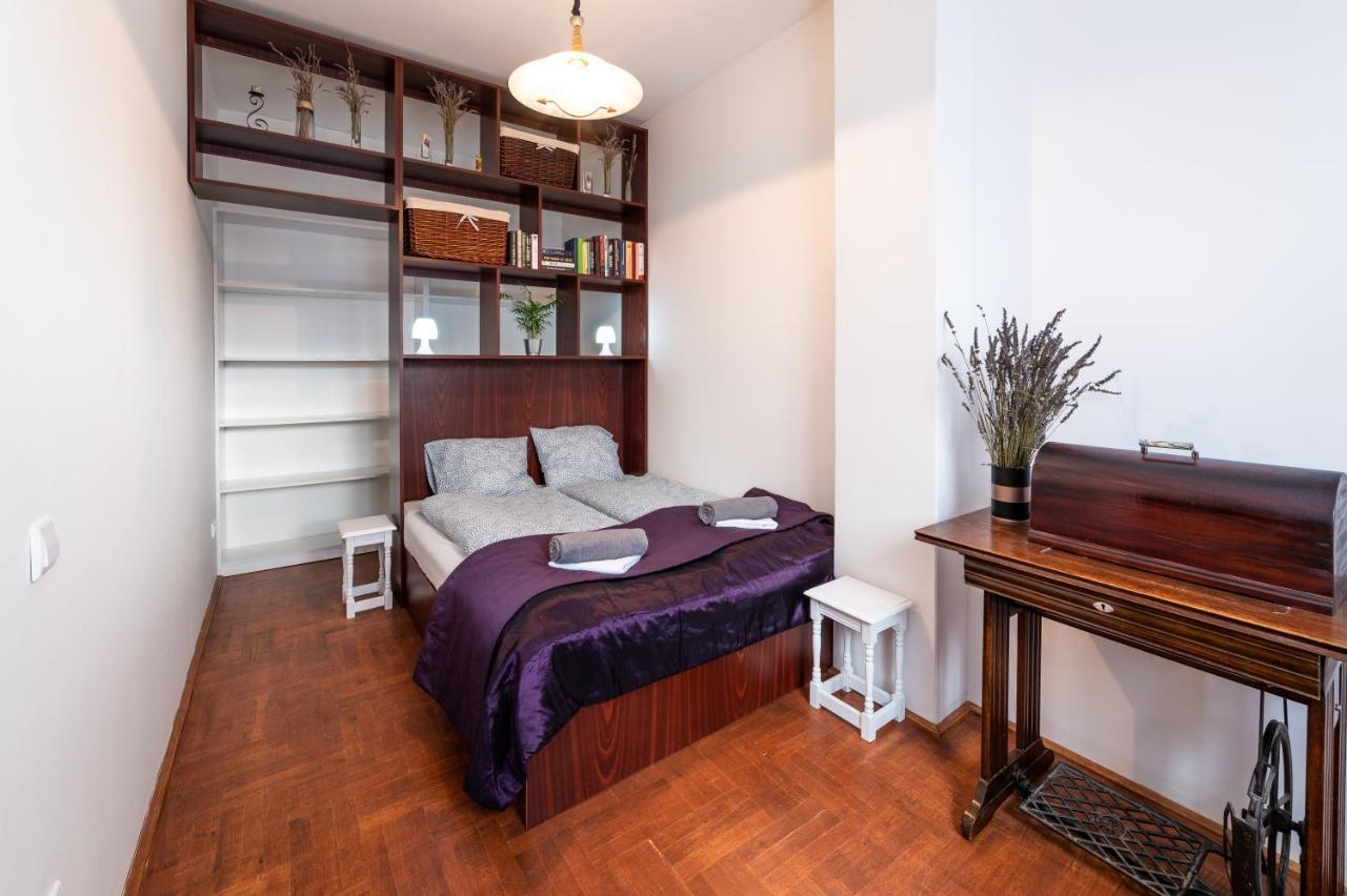 La Lampa Apartments Debrecen Bagian luar foto